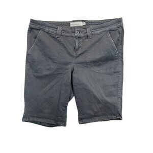 Torrid Shorts‎ Womens 16 Plus Gray Bermuda Flat Front Canvas